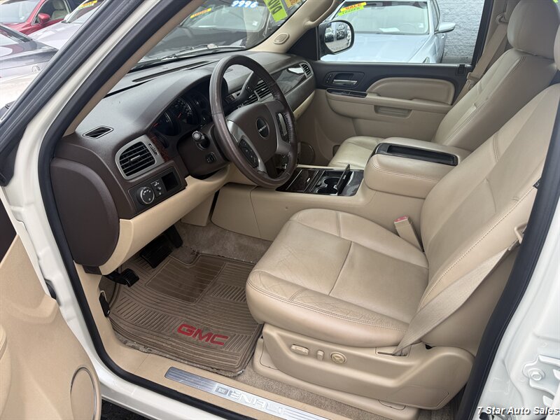 2014 GMC Yukon XL Denali - Photo 9 - Sacramento, CA 95841