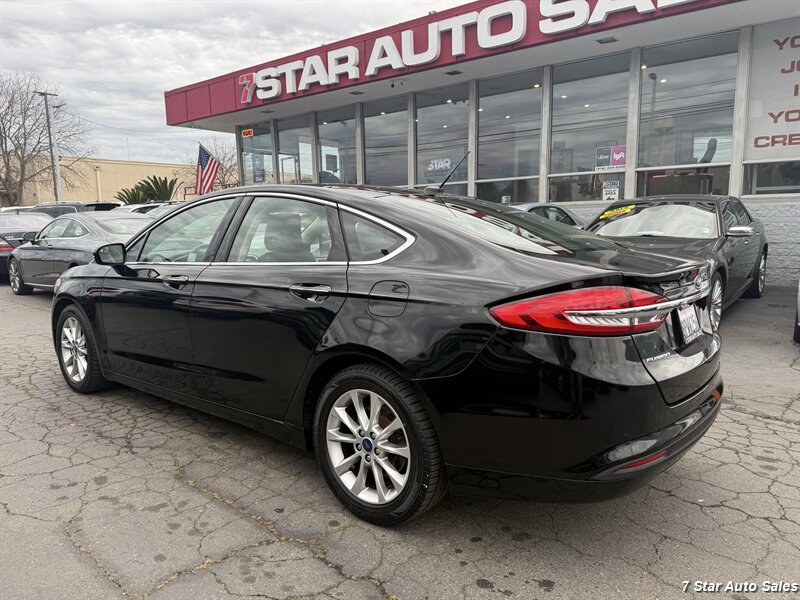 2017 Ford Fusion SE - Photo 6 - Sacramento, CA 95841