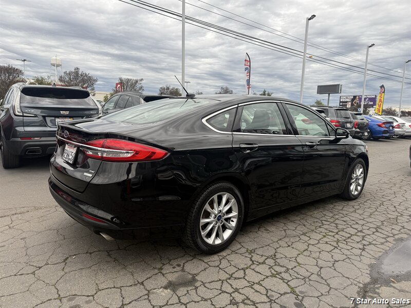 2017 Ford Fusion SE - Photo 4 - Sacramento, CA 95841