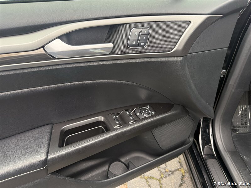 2017 Ford Fusion SE - Photo 7 - Sacramento, CA 95841