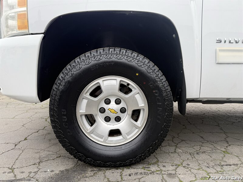 2011 Chevrolet Silverado 1500 LT - Photo 14 - Sacramento, CA 95841