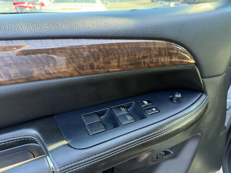 2011 Nissan Armada SL - Photo 7 - Sacramento, CA 95841
