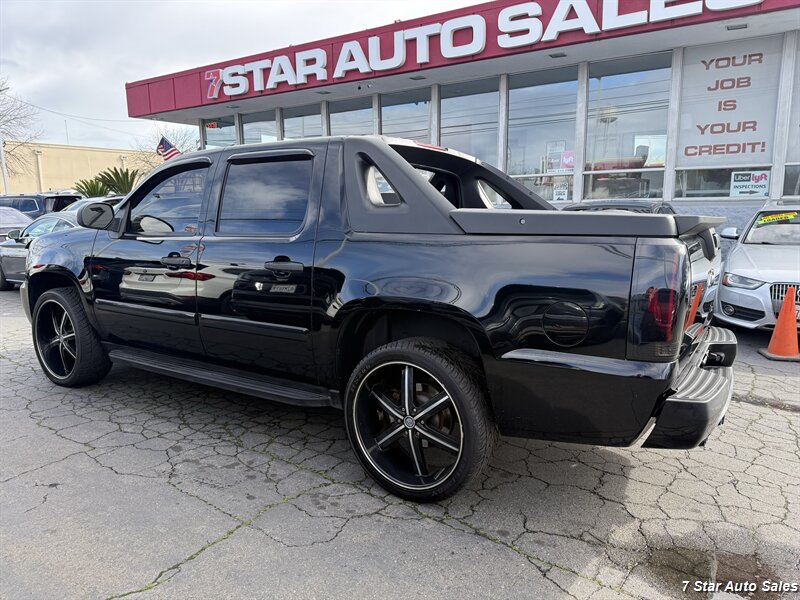 2008 Chevrolet Avalanche LS - Photo 4 - Sacramento, CA 95841