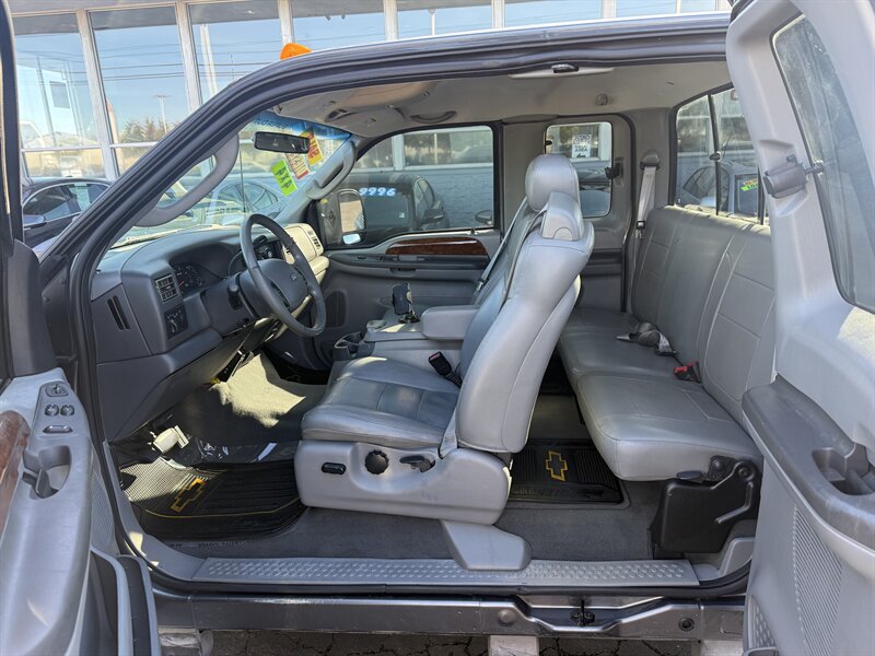 2003 Ford F-350 Super Duty Lariat 4dr SuperCab Lariat - Photo 11 - Sacramento, CA 95841