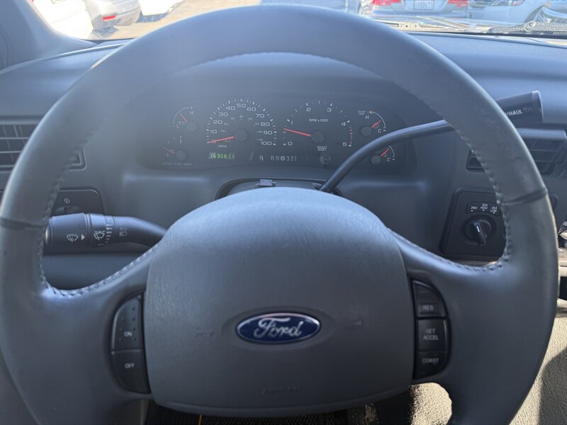 2003 Ford F-350 Super Duty Lariat 4dr SuperCab Lariat - Photo 16 - Sacramento, CA 95841