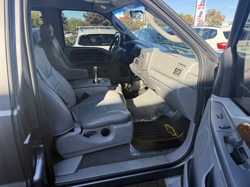 2003 Ford F-350 Super Duty Lariat 4dr SuperCab Lariat - Photo 13 - Sacramento, CA 95841