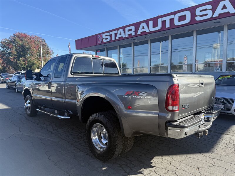 2003 Ford F-350 Super Duty Lariat 4dr SuperCab Lariat - Photo 4 - Sacramento, CA 95841