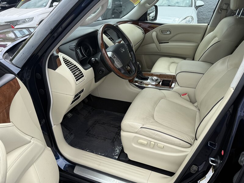 2018 INFINITI QX80 - Photo 10 - Sacramento, CA 95841