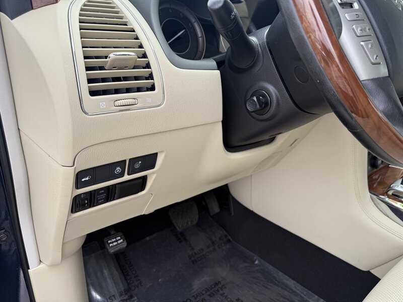 2018 INFINITI QX80 - Photo 8 - Sacramento, CA 95841