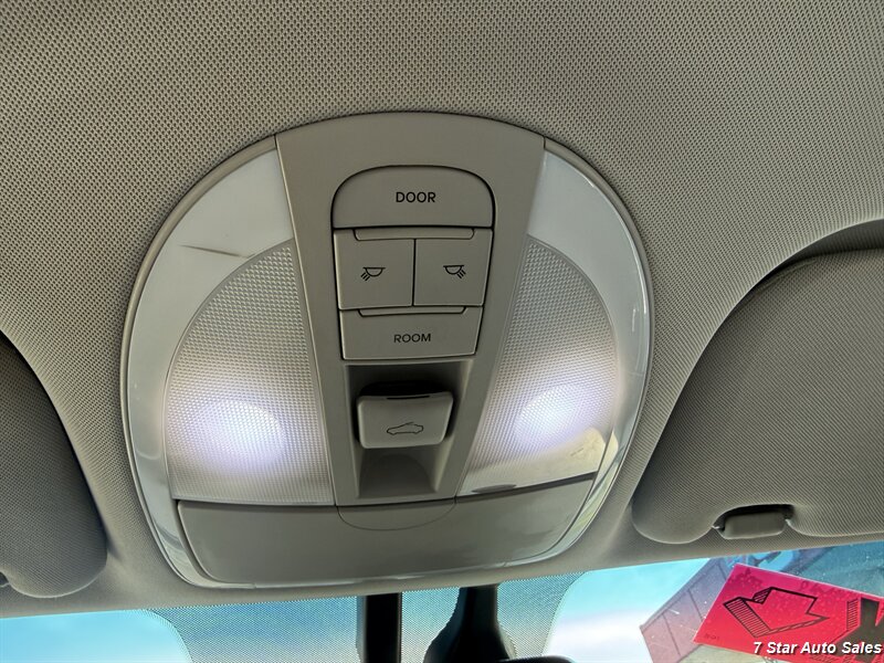 2011 Hyundai Genesis 3.8L V6 - Photo 12 - Sacramento, CA 95841