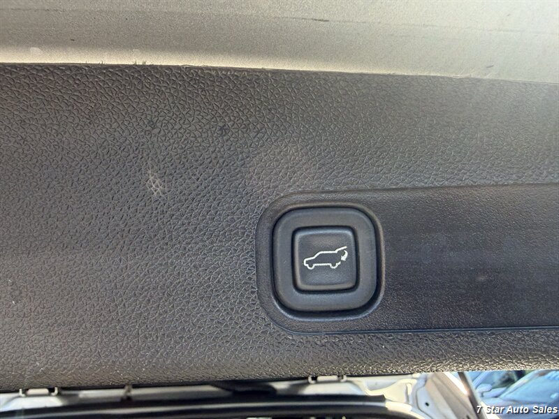 2010 Cadillac Escalade - Photo 19 - Sacramento, CA 95841