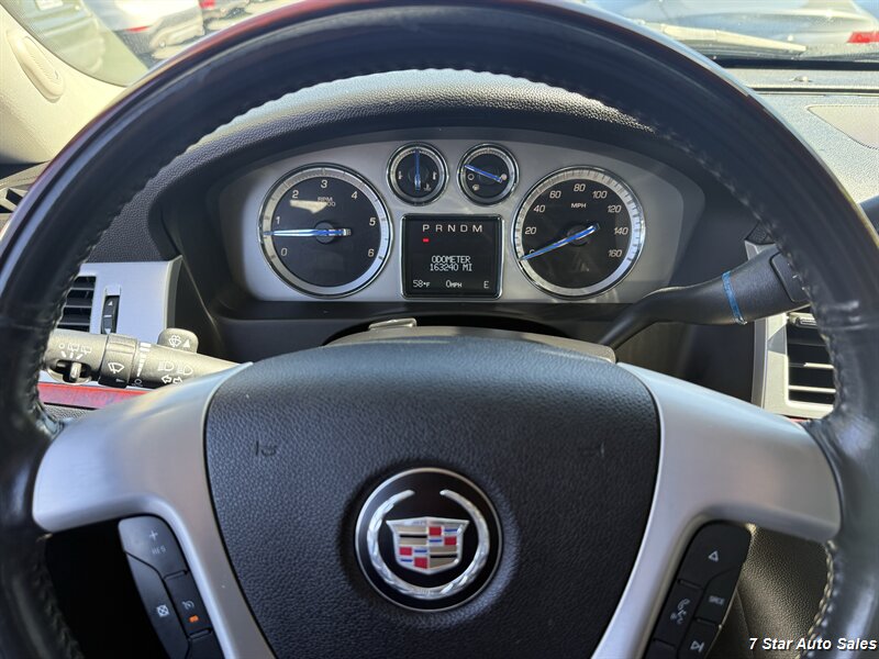 2010 Cadillac Escalade - Photo 10 - Sacramento, CA 95841