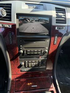 2010 Cadillac Escalade - Photo 11 - Sacramento, CA 95841