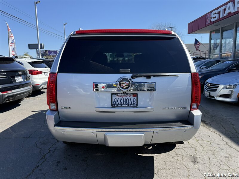 2010 Cadillac Escalade - Photo 5 - Sacramento, CA 95841