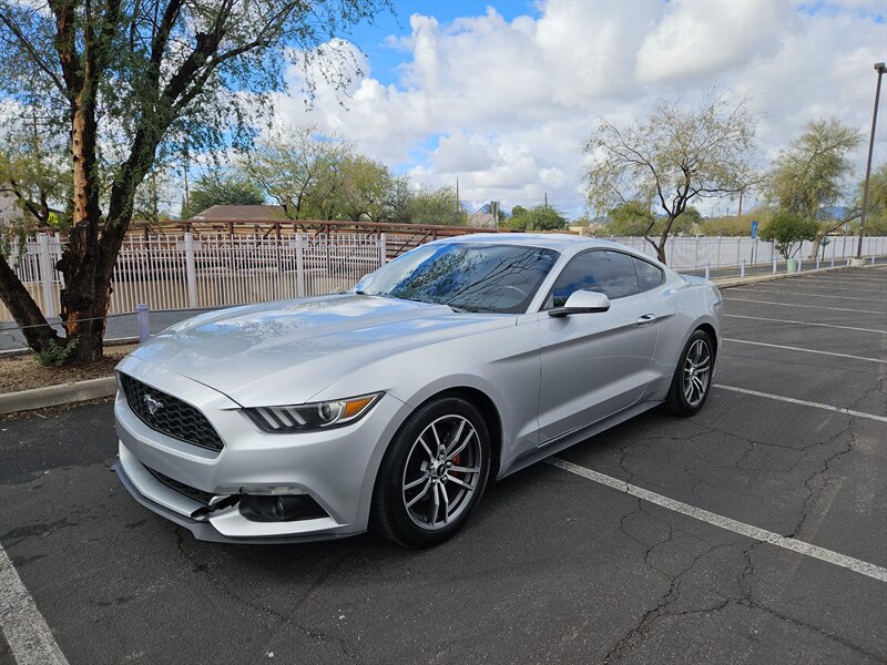 2017 Ford Mustang EcoBoost Premium