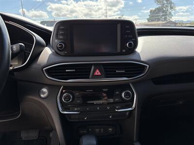 2020 Hyundai SANTA FE SEL   - Photo 12 - Tucson, AZ 85705