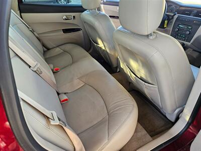 2009 Buick LaCrosse CXL   - Photo 10 - Tucson, AZ 85705