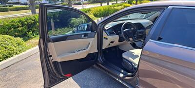 2016 Hyundai SONATA SE   - Photo 8 - San Diego, CA 92154