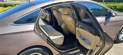 2016 Hyundai SONATA SE   - Photo 14 - San Diego, CA 92154