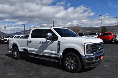 2025 Ford F-350 Super Duty Lariat Truck