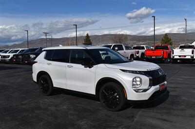 2022 Mitsubishi Outlander SE SUV