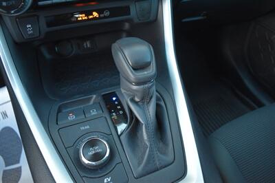 2024 Toyota RAV4 Hybrid LE - Photo 19 - Heber City, UT 84032