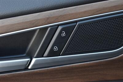 2025 Volkswagen Atlas SE 4Motion - Photo 19 - Heber City, UT 84032