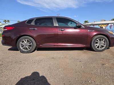 2020 Kia Optima LX - Photo 5 - Goodyear, AZ 85338