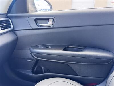 2020 Kia Optima EX Premium   - Photo 16 - Miami, FL 33147
