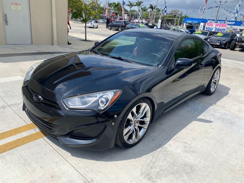 2013 Hyundai Genesis Coupe 2.0T R-Spec 