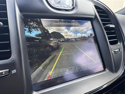 2021 Chrysler 300 Series S V6   - Photo 11 - Miami, FL 33147