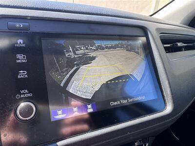 2021 Honda HR-V EX-L   - Photo 11 - Miami, FL 33147