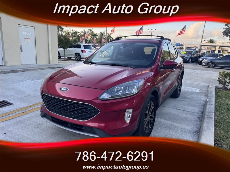 2020 Ford Escape SEL  