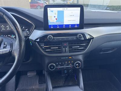 2020 Ford Escape SEL   - Photo 10 - Miami, FL 33147