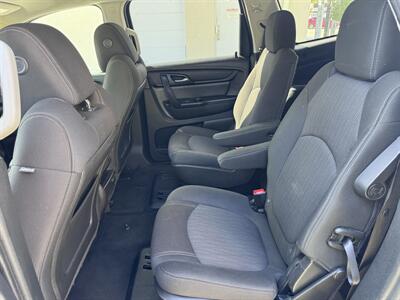 2016 Chevrolet Traverse LT   - Photo 14 - Miami, FL 33147