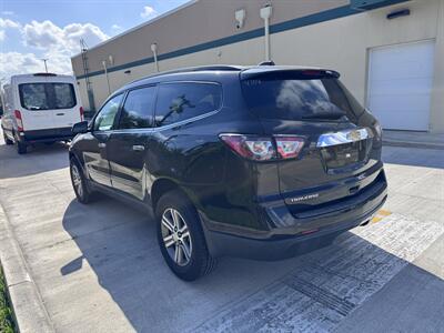 2016 Chevrolet Traverse LT   - Photo 6 - Miami, FL 33147