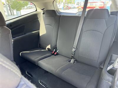 2016 Chevrolet Traverse LT   - Photo 15 - Miami, FL 33147