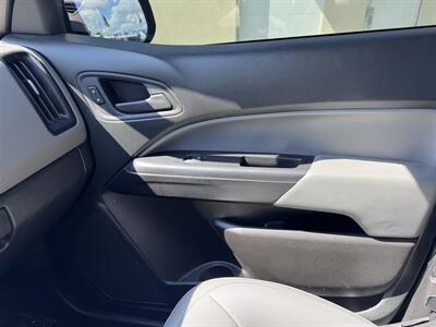 2022 Chevrolet Colorado Work Truck   - Photo 9 - Miami, FL 33147