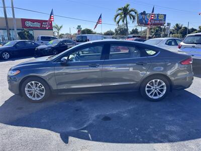 2019 Ford Fusion SE   - Photo 7 - Miami, FL 33147