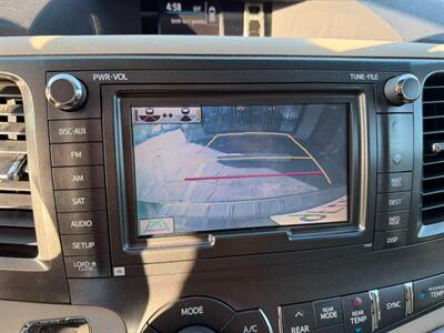 2011 Toyota Sienna XLE 8-Passenger - Photo 11 - El Monte, CA 91733