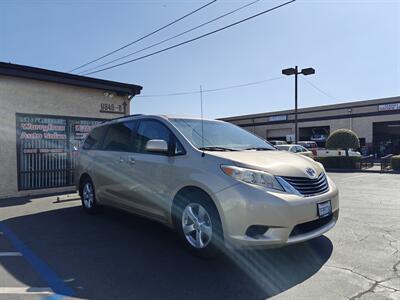 2014 Toyota Sienna LE 8-Passenger   - Photo 3 - El Monte, CA 91733