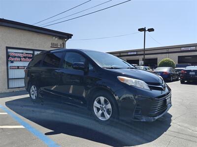 2018 Toyota Sienna LE 8-Passenger   - Photo 3 - El Monte, CA 91733