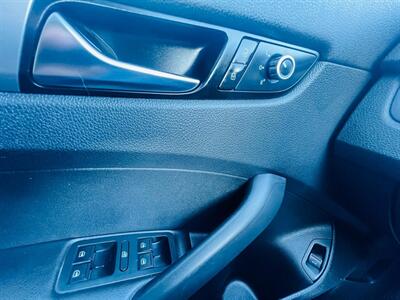 2015 Volkswagen Passat TDI Trendline   - Photo 22 - Saskatoon, SK S7L 1B2