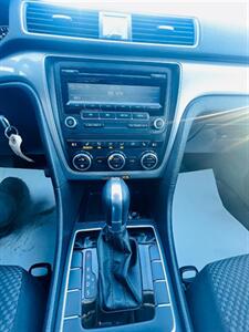 2015 Volkswagen Passat TDI Trendline   - Photo 12 - Saskatoon, SK S7L 1B2