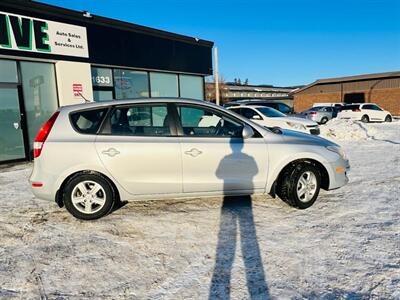 2011 Hyundai ELANTRA Touring GLS   - Photo 8 - Saskatoon, SK S7L 1B2