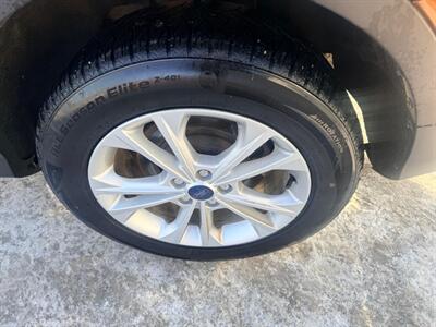 2017 Ford Escape SE   - Photo 8 - Saskatoon, SK S7L 1B2