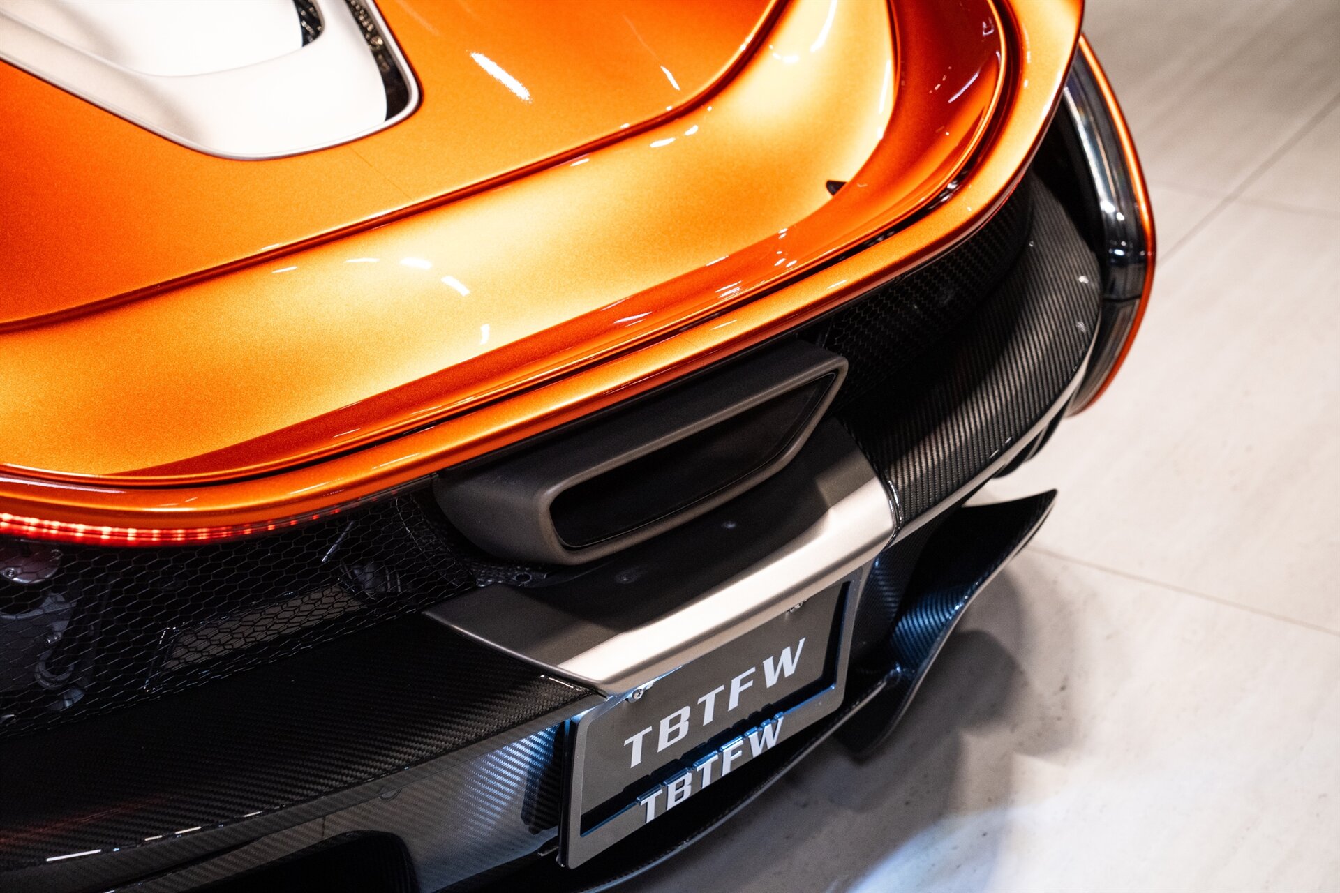 2014 McLaren P1 - Photo 21