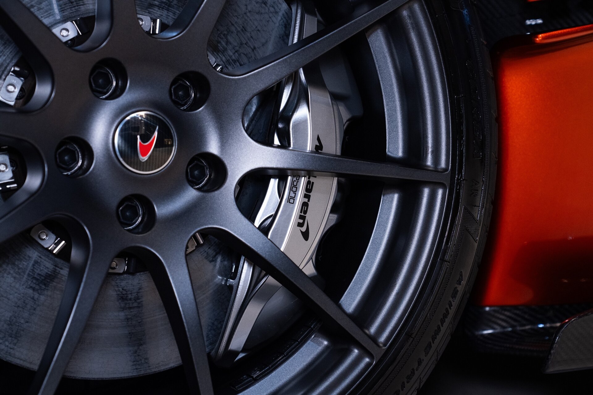 2014 McLaren P1 - Photo 32