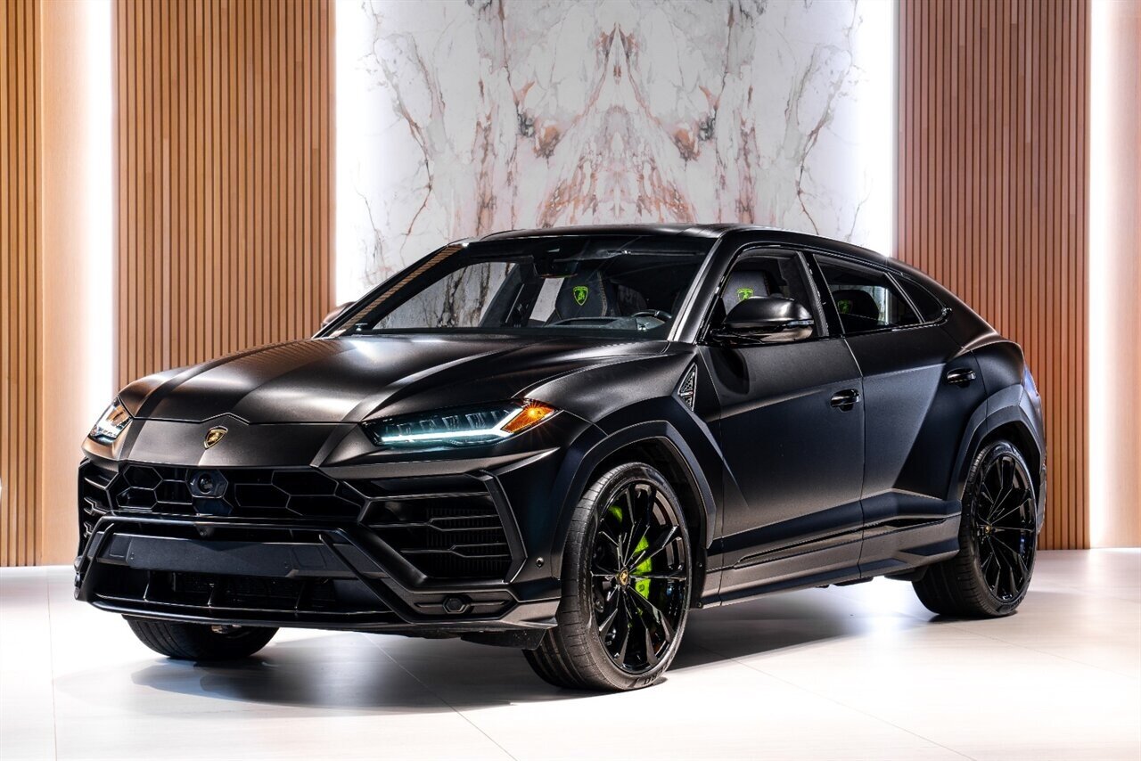 2022 Lamborghini Urus