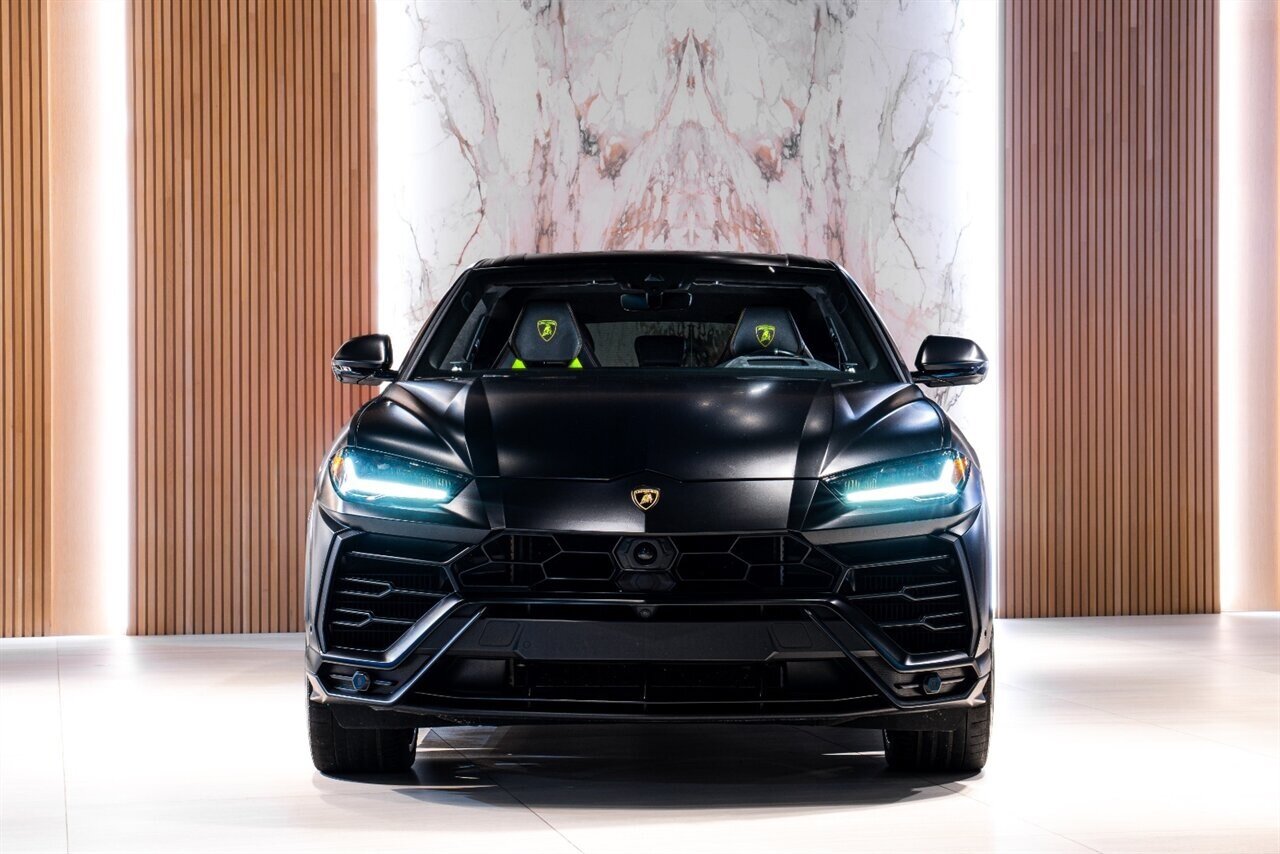 2022 Lamborghini Urus - Photo 2